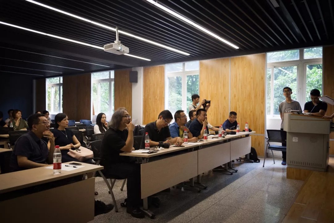 11_1 ´ð±çÏÖ³¡(ËÄ)